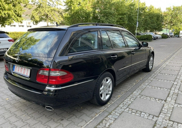 Mercedes-Benz Klasa E cena 29900 przebieg: 276000, rok produkcji 2009 z Baranów Sandomierski małe 781